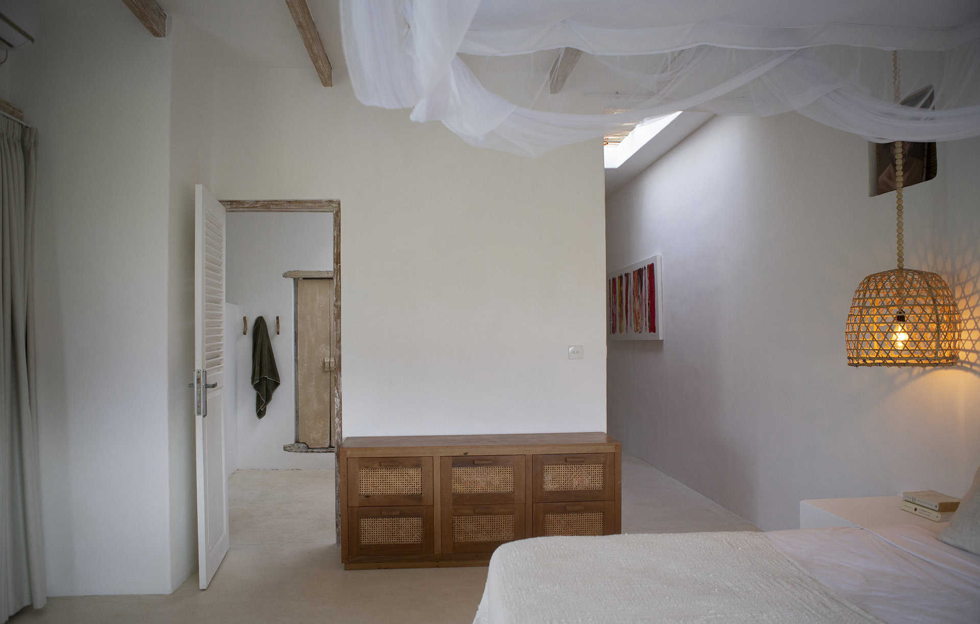 mr bedroom 1 bathroom door kids room